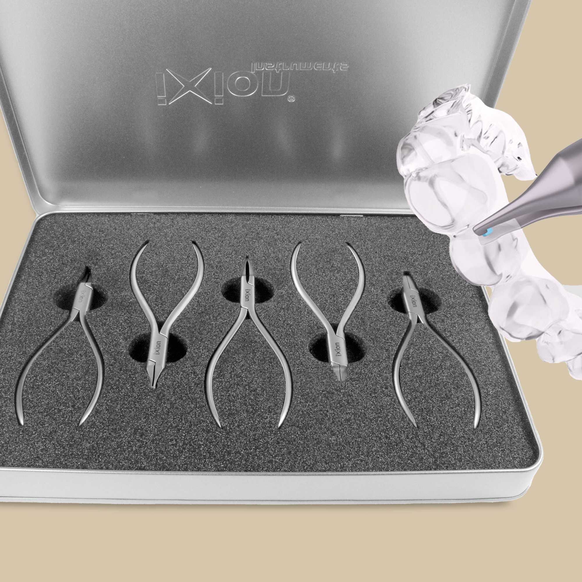 Aligner supplies
